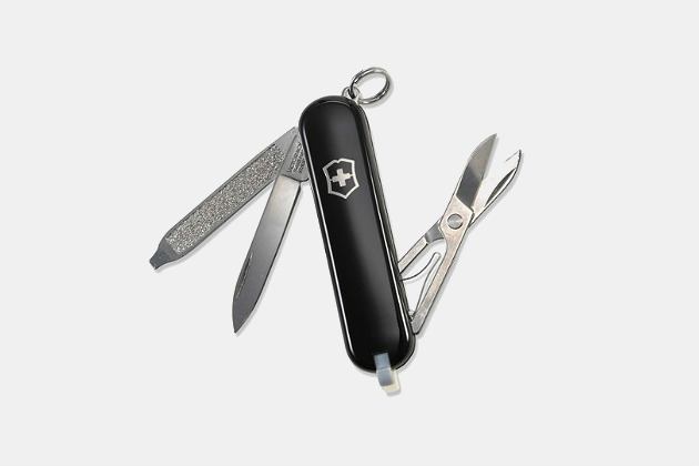 Swiss Army Classic Knife